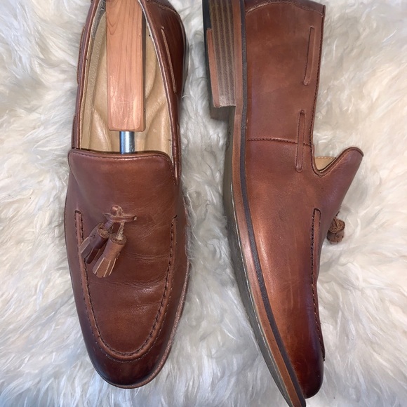 G. H. Bass tassel loafer, size 9.5 - Picture 2 of 5